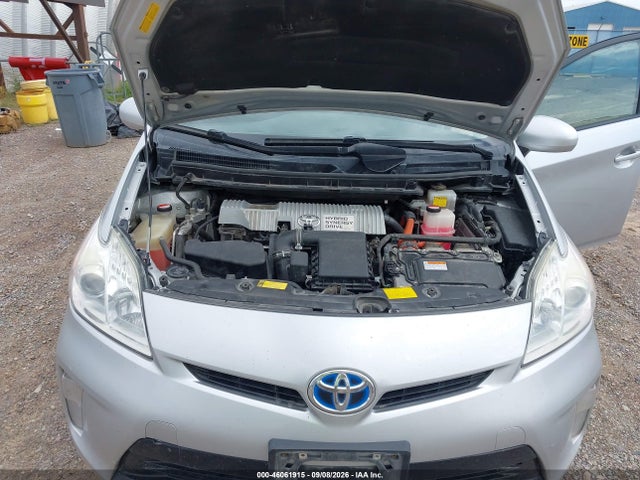 46061915 :رقم المزاد ، JTDKN3DU9E0379869 vin ، 2014 Toyota Prius Three مزاد بيع