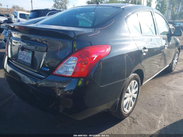 46061924 :رقم المزاد ، 3N1CN7AP5EL874327 vin ، 2014 Nissan Versa 1.6 S+ مزاد بيع