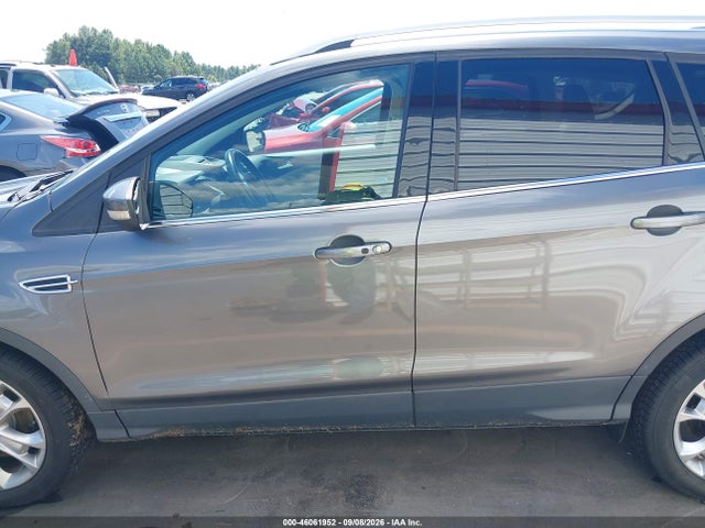 46061952 :رقم المزاد ، 1FMCU0J97EUC41905 vin ، 2014 Ford Escape Titanium مزاد بيع