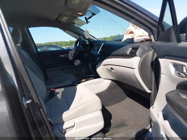 Продажа на аукционе авто 2017 Honda Pilot Lx, vin: 5FNYF6H15HB103932, номер лота: 46061953