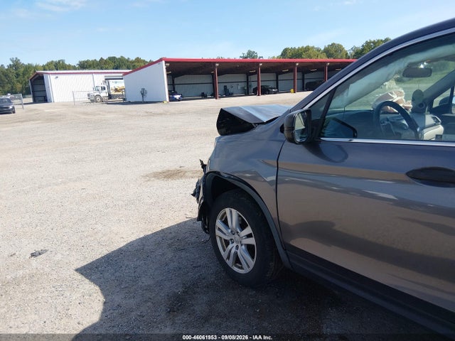 Продажа на аукционе авто 2017 Honda Pilot Lx, vin: 5FNYF6H15HB103932, номер лота: 46061953