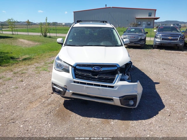46061994 :رقم المزاد ، JF2SJAWC6JH553804 vin ، 2018 Subaru Forester 2.5i Touring مزاد بيع
