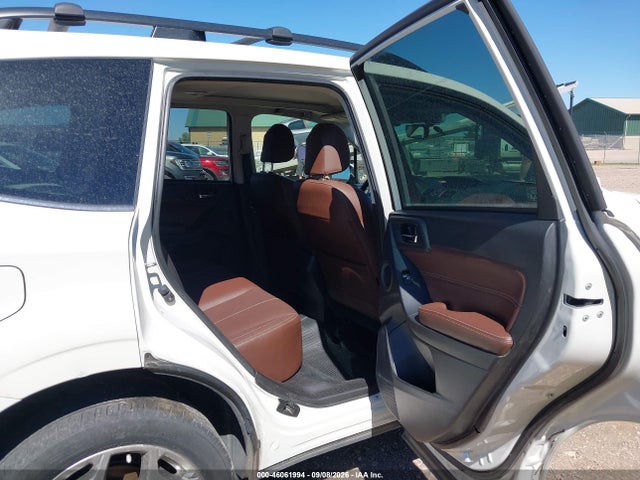 46061994 :رقم المزاد ، JF2SJAWC6JH553804 vin ، 2018 Subaru Forester 2.5i Touring مزاد بيع