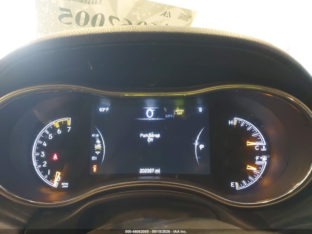 46062005 :رقم المزاد ، 1C4RJFJT1FC823785 vin ، 2015 Jeep Grand Cherokee Summit مزاد بيع