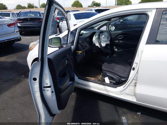 KIA RIO LX 2015 KNADM4A37F6502819 Image 5