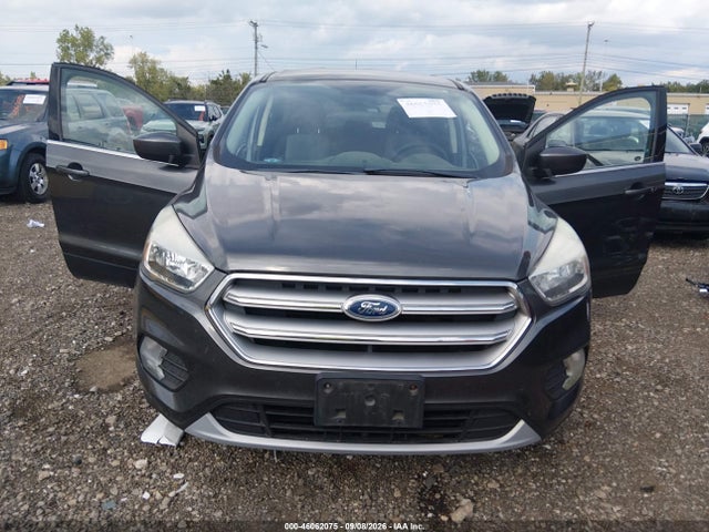 Aukcja sprzedaży 2017 Ford Escape Se, vin: 1FMCU9GD9HUC76188, numer aukcji: 46062075