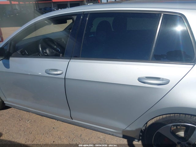 2015 Volkswagen Golf Gti 2.0t Autobahn 4-door მანქანა იყიდება აუქციონზე, vin: 3VW4T7AU9FM019314, აუქციონის ნომერი: 46062083