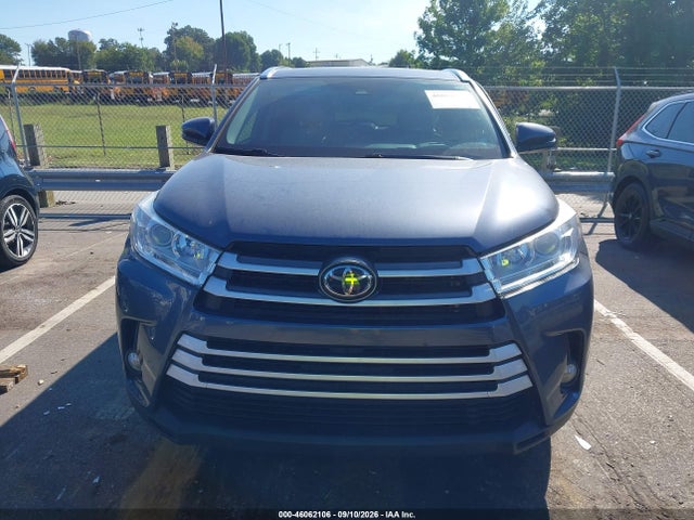 2019 Toyota Highlander Xle მანქანა იყიდება აუქციონზე, vin: 5TDKZRFH2KS345725, აუქციონის ნომერი: 46062106