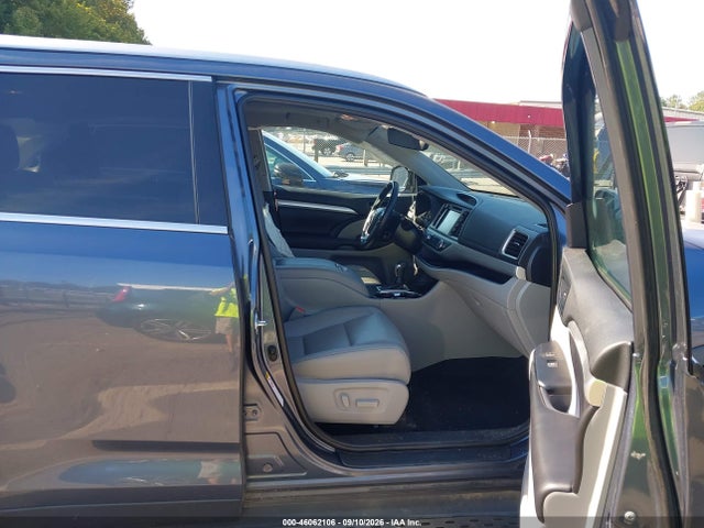2019 Toyota Highlander Xle მანქანა იყიდება აუქციონზე, vin: 5TDKZRFH2KS345725, აუქციონის ნომერი: 46062106