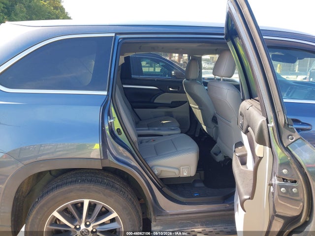 2019 Toyota Highlander Xle მანქანა იყიდება აუქციონზე, vin: 5TDKZRFH2KS345725, აუქციონის ნომერი: 46062106