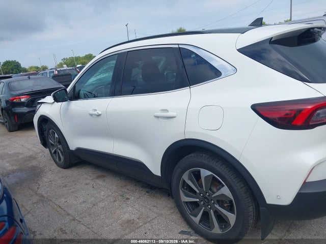46062113 :رقم المزاد ، 1FMCU9JA6PUA62739 vin ، 2023 Ford Escape Platinum مزاد بيع