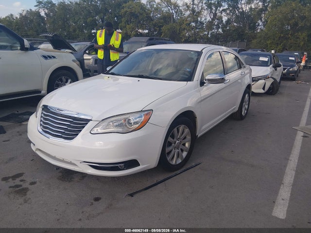 Aukcja sprzedaży 2013 Chrysler 200 Limited, vin: 1C3CCBCG7DN523330, numer aukcji: 46062149