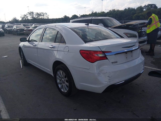 Aukcja sprzedaży 2013 Chrysler 200 Limited, vin: 1C3CCBCG7DN523330, numer aukcji: 46062149