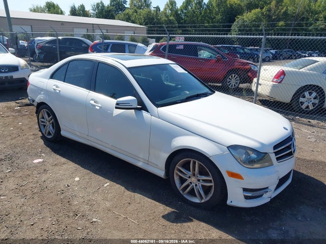 Продаж на аукціоні авто 2014 Mercedes-benz C 250 Sport, vin: WDDGF4HB2EA964469, номер лоту: 46062161