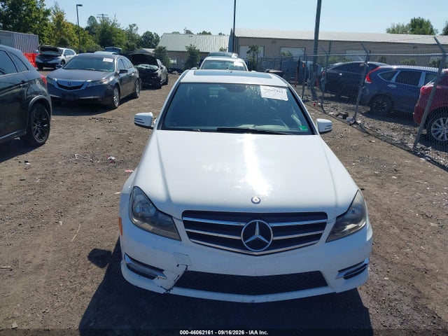 Продаж на аукціоні авто 2014 Mercedes-benz C 250 Sport, vin: WDDGF4HB2EA964469, номер лоту: 46062161