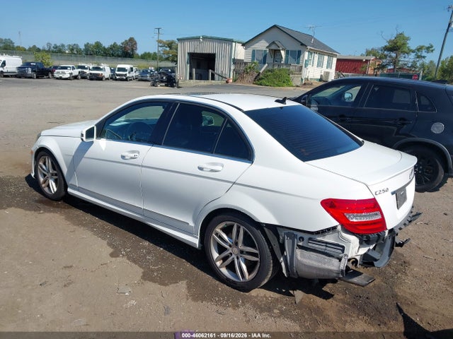 Продаж на аукціоні авто 2014 Mercedes-benz C 250 Sport, vin: WDDGF4HB2EA964469, номер лоту: 46062161