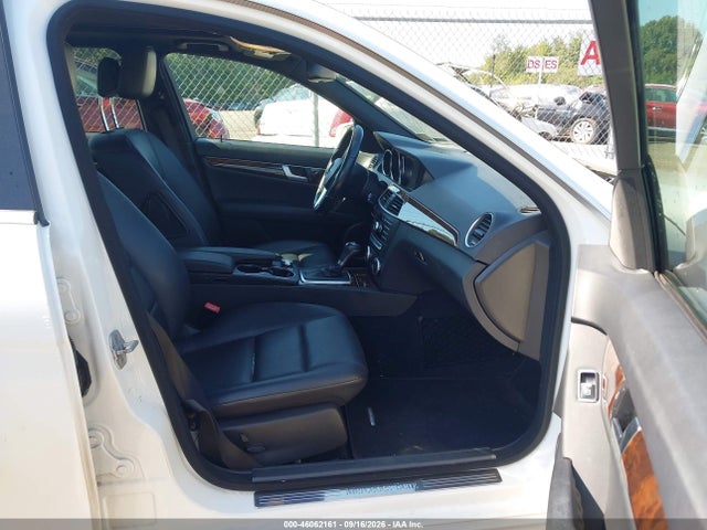 Продаж на аукціоні авто 2014 Mercedes-benz C 250 Sport, vin: WDDGF4HB2EA964469, номер лоту: 46062161