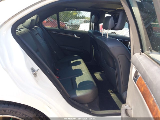 Продаж на аукціоні авто 2014 Mercedes-benz C 250 Sport, vin: WDDGF4HB2EA964469, номер лоту: 46062161