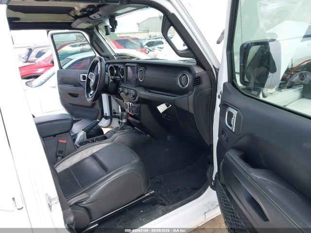 2018 Jeep Wrangler Unlimited Sahara 4x4 მანქანა იყიდება აუქციონზე, vin: 1C4HJXEG6JW324065, აუქციონის ნომერი: 46062169