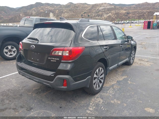 Продаж на аукціоні авто 2018 Subaru Outback 3.6r Touring, vin: 4S4BSETC1J3360363, номер лоту: 46062206
