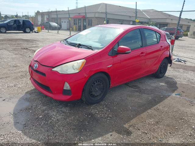 46062236 :رقم المزاد ، JTDKDTB33D1049232 vin ، 2013 Toyota Prius C Two مزاد بيع