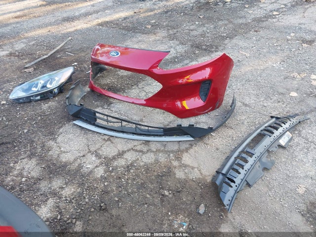 46062246 :رقم المزاد ، 1FMCU9G60NUA87362 vin ، 2022 Ford Escape Se مزاد بيع