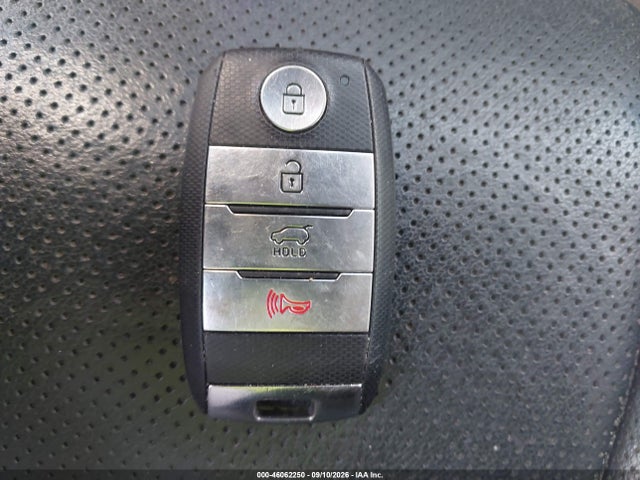 2018 Kia Sorento 3.3l Sx მანქანა იყიდება აუქციონზე, vin: 5XYPKDA59JG423990, აუქციონის ნომერი: 46062250