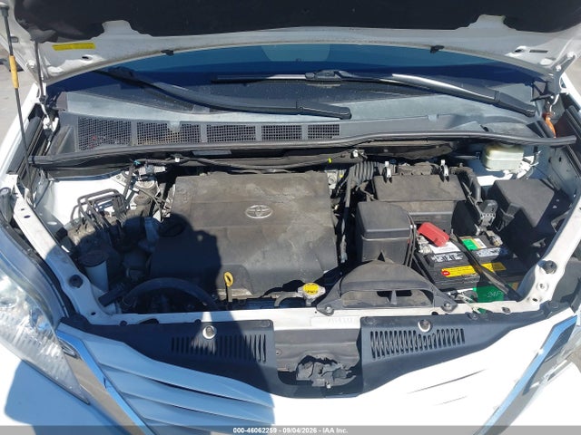 5TDKK3DC0FS616361 Toyota Sienna Le 8 Passenger