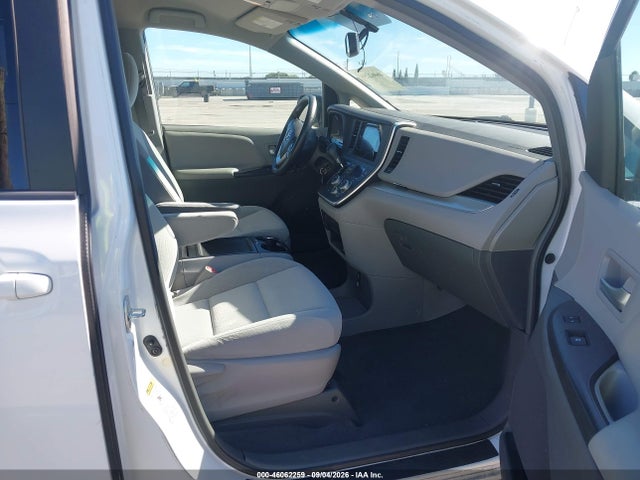 5TDKK3DC0FS616361 Toyota Sienna Le 8 Passenger