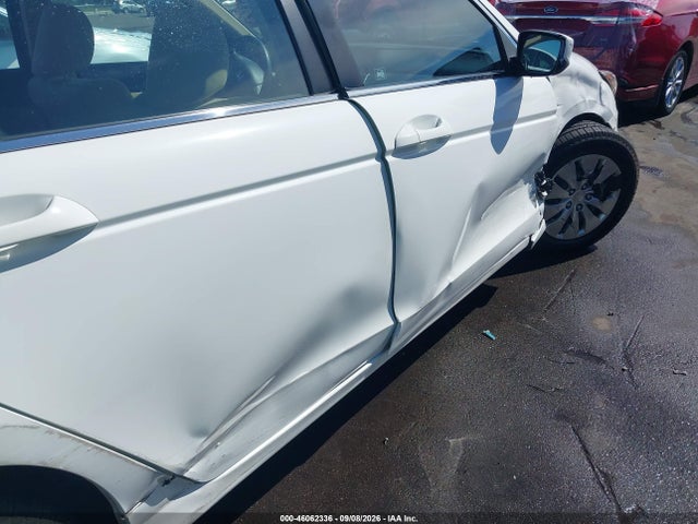 2011 Honda Accord 2.4 Lx მანქანა იყიდება აუქციონზე, vin: 1HGCP2F33BA096002, აუქციონის ნომერი: 46062336