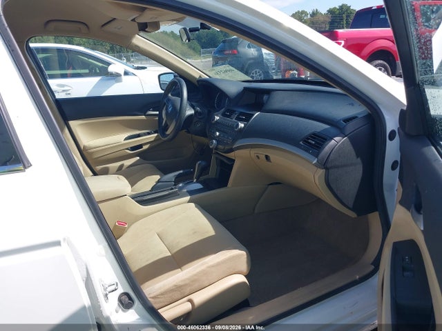 2011 Honda Accord 2.4 Lx მანქანა იყიდება აუქციონზე, vin: 1HGCP2F33BA096002, აუქციონის ნომერი: 46062336
