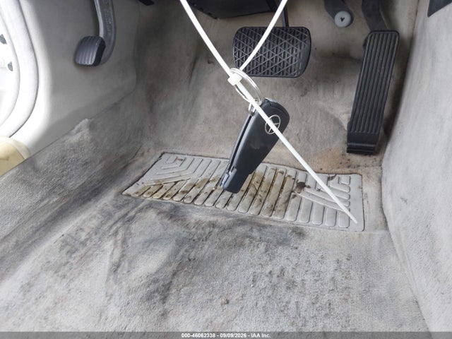 2000 Mercedes-benz Clk 320 მანქანა იყიდება აუქციონზე, vin: WDBLK65G0YT040488, აუქციონის ნომერი: 46062338