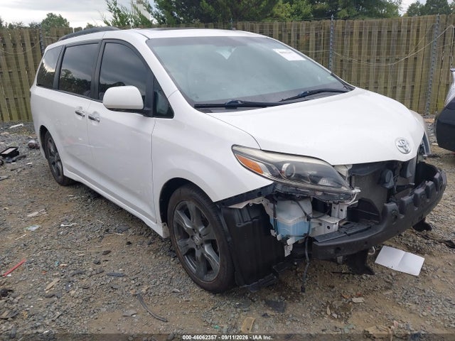 Продаж на аукціоні авто 2017 Toyota Sienna Se 8 Passenger, vin: 5TDXZ3DC5HS806855, номер лоту: 46062357