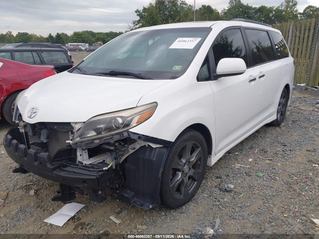 Aukcja sprzedaży 2017 Toyota Sienna Se 8 Passenger, vin: 5TDXZ3DC5HS806855, numer aukcji: 46062357