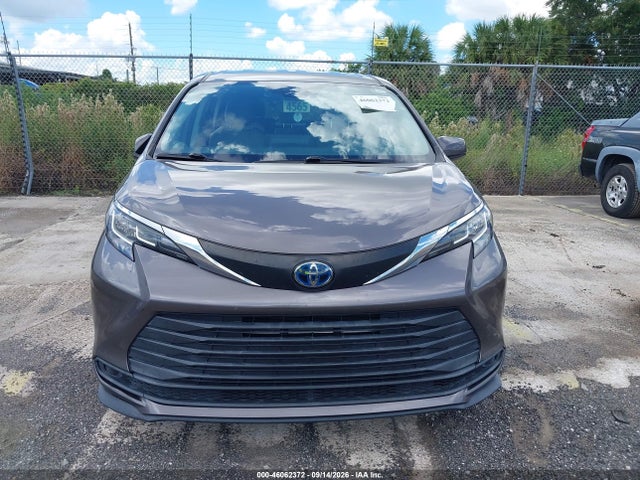 Aukcja sprzedaży 2021 Toyota Sienna Le, vin: 5TDKRKEC6MS044293, numer aukcji: 46062372