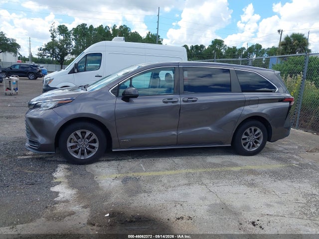 Aukcja sprzedaży 2021 Toyota Sienna Le, vin: 5TDKRKEC6MS044293, numer aukcji: 46062372
