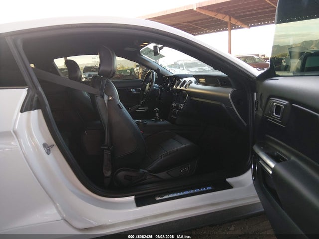46062425 :رقم المزاد ، 1FA6P8CFXJ5183888 vin ، 2018 Ford Mustang Gt Premium مزاد بيع