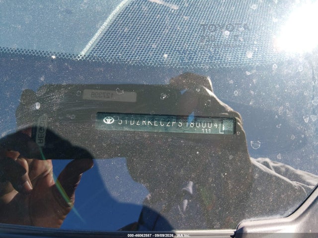 Toyota Sienna Limited 2023 5TDZRKEC2PS180004 Image 9
