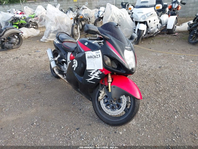 46062623 :رقم المزاد ، JS1GW71AX52111187 vin ، 2005 Suzuki Gsx1300 Rk5 مزاد بيع
