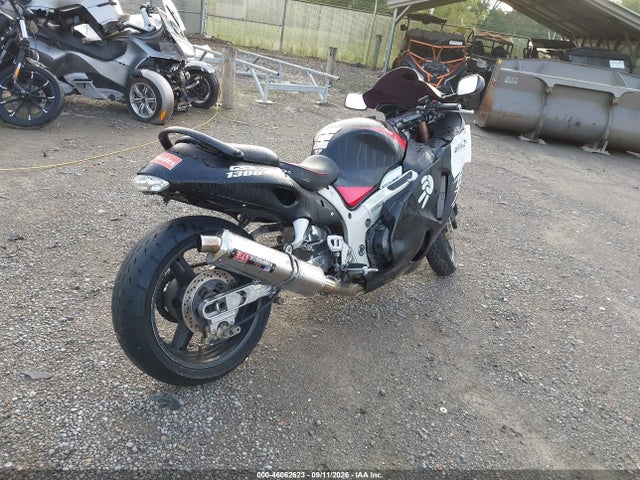 Aukcja sprzedaży 2005 Suzuki Gsx1300 Rk5, vin: JS1GW71AX52111187, numer aukcji: 46062623