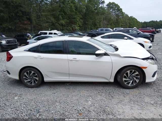 46062637 :رقم المزاد ، 19XFC2F74GE070636 vin ، 2016 Honda Civic Ex مزاد بيع