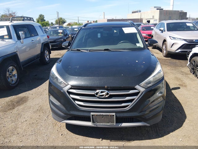 Auction sale of the 2018 Hyundai Tucson Value, vin: KM8J3CA24JU795590, lot number: 46062666