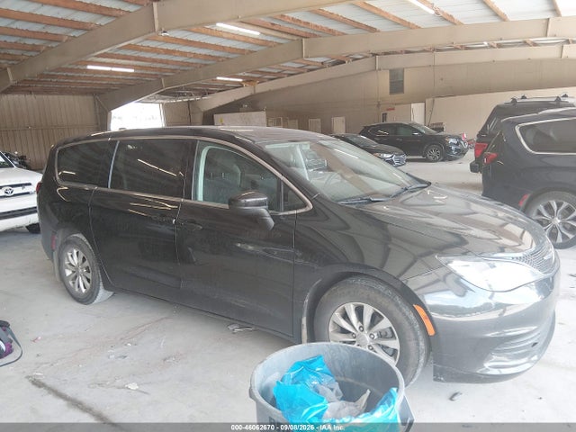 Продаж на аукціоні авто 2017 Chrysler Pacifica Touring, vin: 2C4RC1DG8HR508343, номер лоту: 46062670