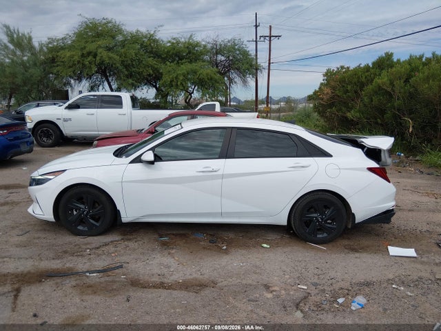 KMHLM4AJXPU059376 Hyundai Elantra Hybrid Blue