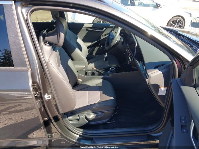 KNDCR3L16T5152994 KIA Niro Ev Wind