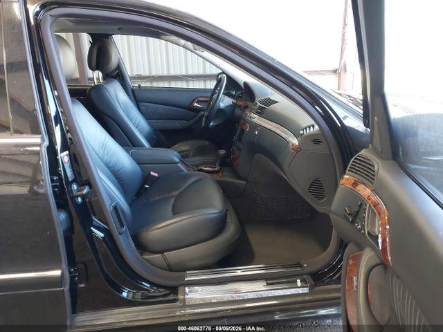 Продажа на аукционе авто 2006 Mercedes-benz S 500, vin: WDBNG75J26A472195, номер лота: 46062778