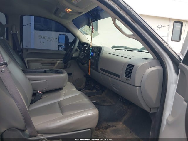 Продаж на аукціоні авто 2011 Chevrolet Silverado 3500hd Work Truck, vin: 1GC4KZC83BF244064, номер лоту: 46062809
