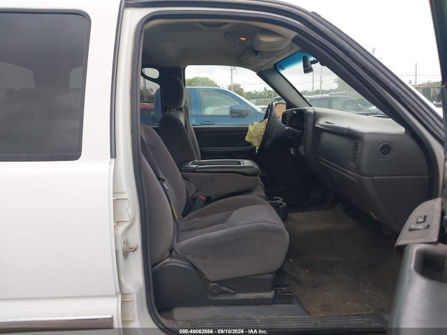 2005 Gmc Sierra 1500 Sle მანქანა იყიდება აუქციონზე, vin: 2GTEK13T651207046, აუქციონის ნომერი: 46062866