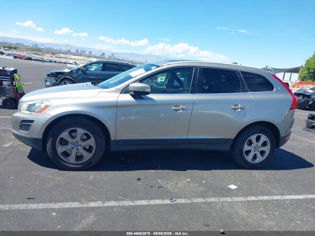 Продажа на аукционе авто 2012 Volvo Xc60 3.2/3.2 Platinum/3.2 Premier/3.2 Premier Plus, vin: YV4940DLXC2290611, номер лота: 46062878