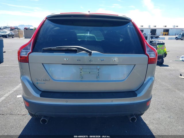 Продажа на аукционе авто 2012 Volvo Xc60 3.2/3.2 Platinum/3.2 Premier/3.2 Premier Plus, vin: YV4940DLXC2290611, номер лота: 46062878
